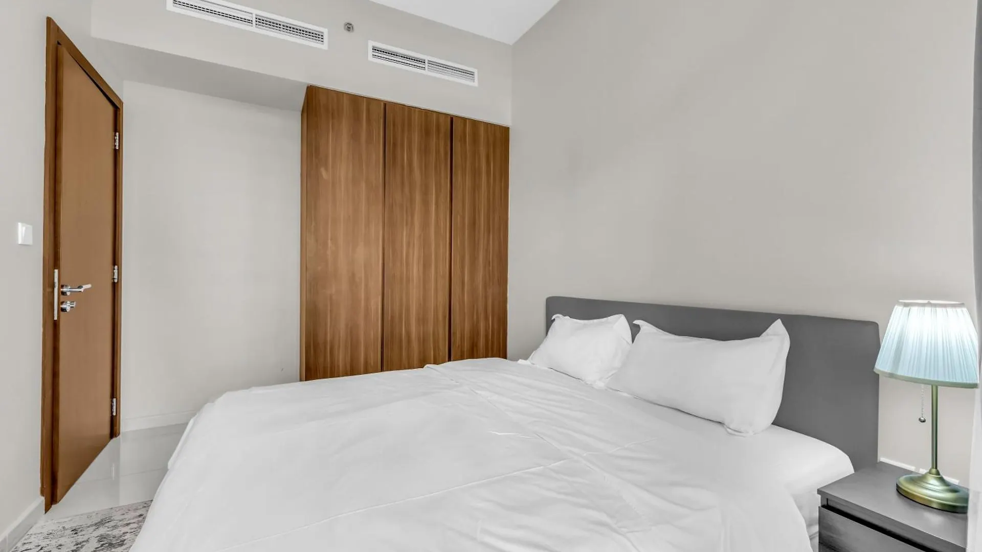 Wonderful Reva Aparthotel Downtown Dubai United Arab Emirates